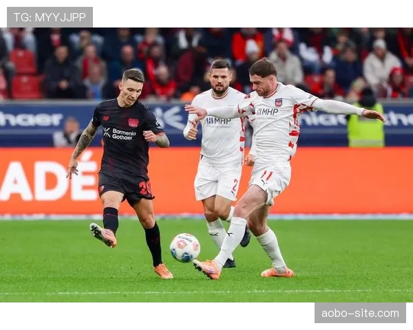 勒沃库森进攻体系解析，格里马尔多边路插上创造威胁